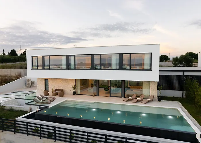 Aurum Zadarvillas Vila *