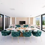 Aurum Zadarvillas 别墅 *