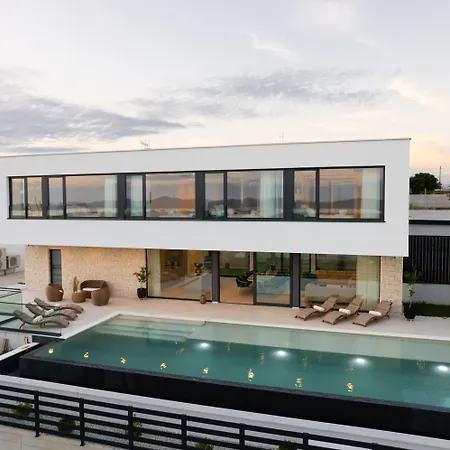 Aurum Zadarvillas וילה *